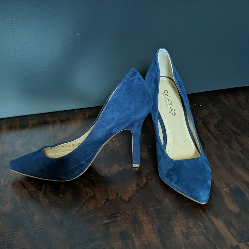 CHARLES BY CHARLES DAVID Maxx pumps